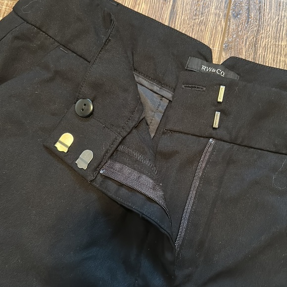 NWT RW&CO. Wide Leg Cropped Pants - Picture 3 of 7